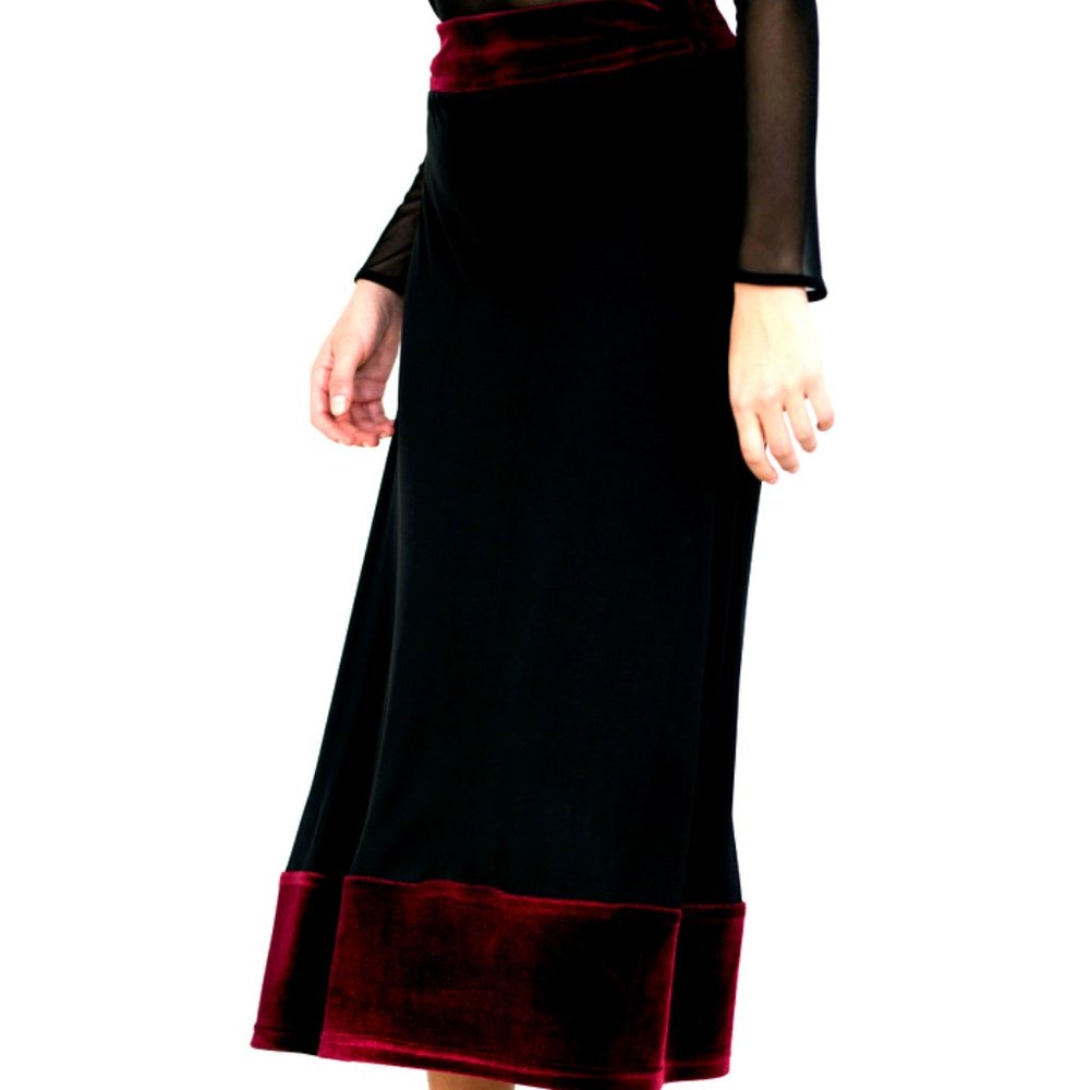 Elegant Black and Red A-Line Skirt